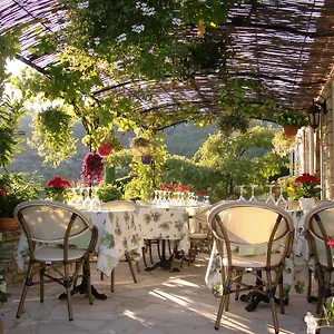 le-grand-jardin-lafare.fr-provencehotel.com/